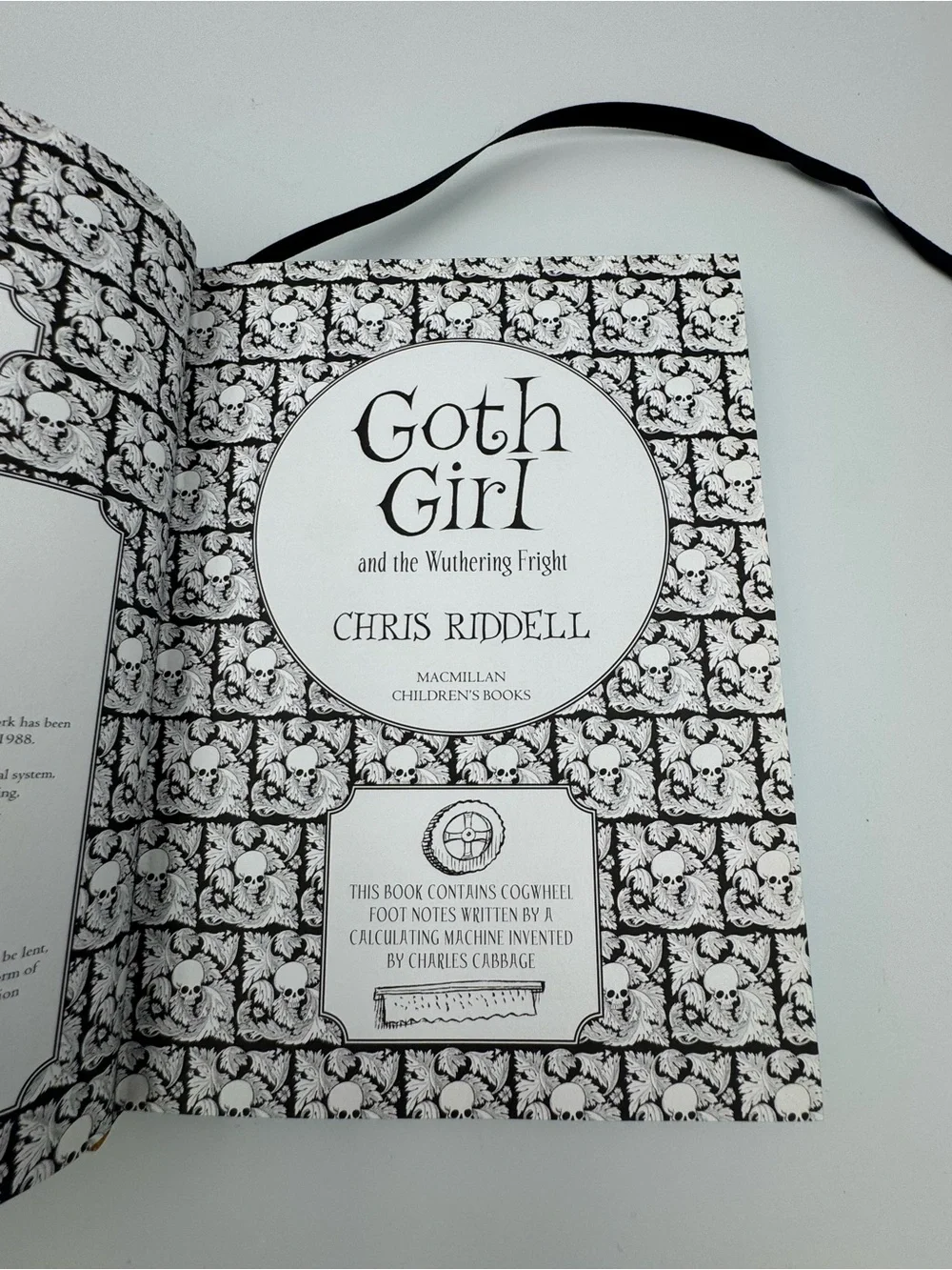 Goth Girl and‎ the Wuthering Fright Chris Riddell HC 2015 Mini Book Complete